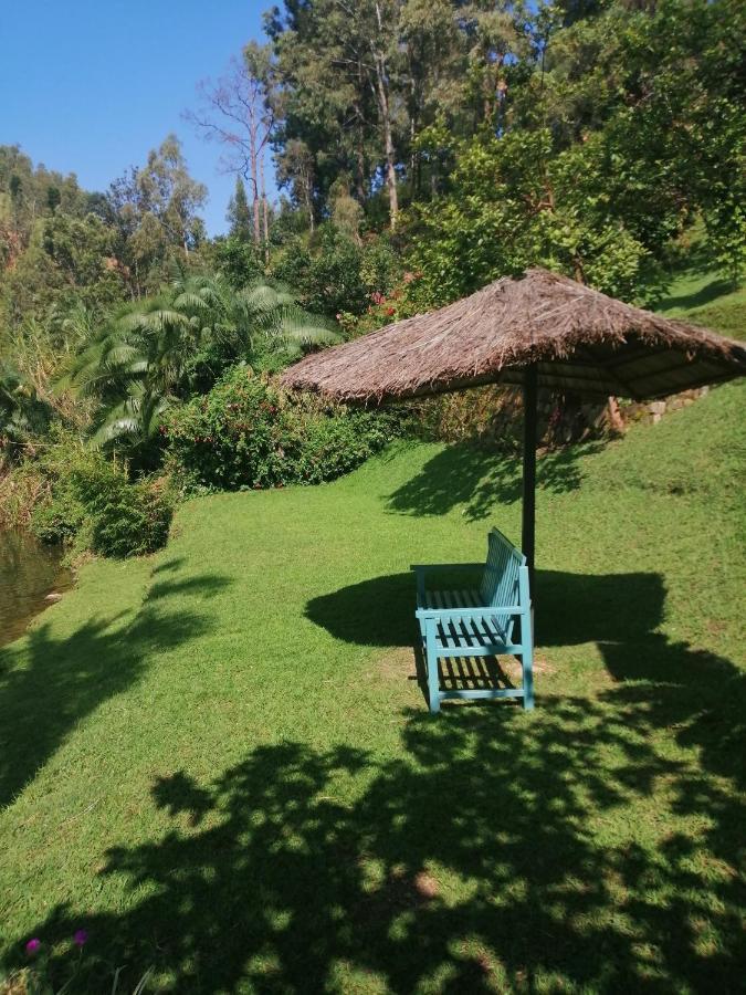 Inn On The Lake Kibuye Экстерьер фото